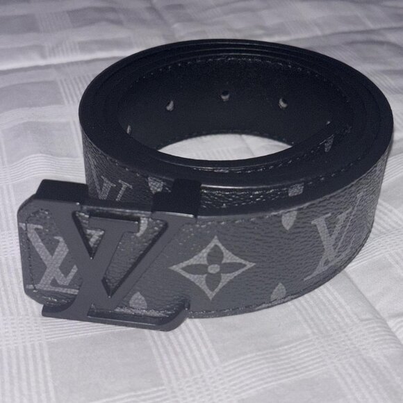 Louis Vuitton Black Belt - Picture 2 of 3